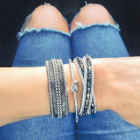:: Stella & Dot⚔️SILVER Carter Bracelet - Picture 4 of 6